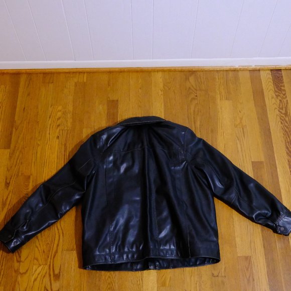 tommy Hilfiger leather jacket - Picture 2 of 3